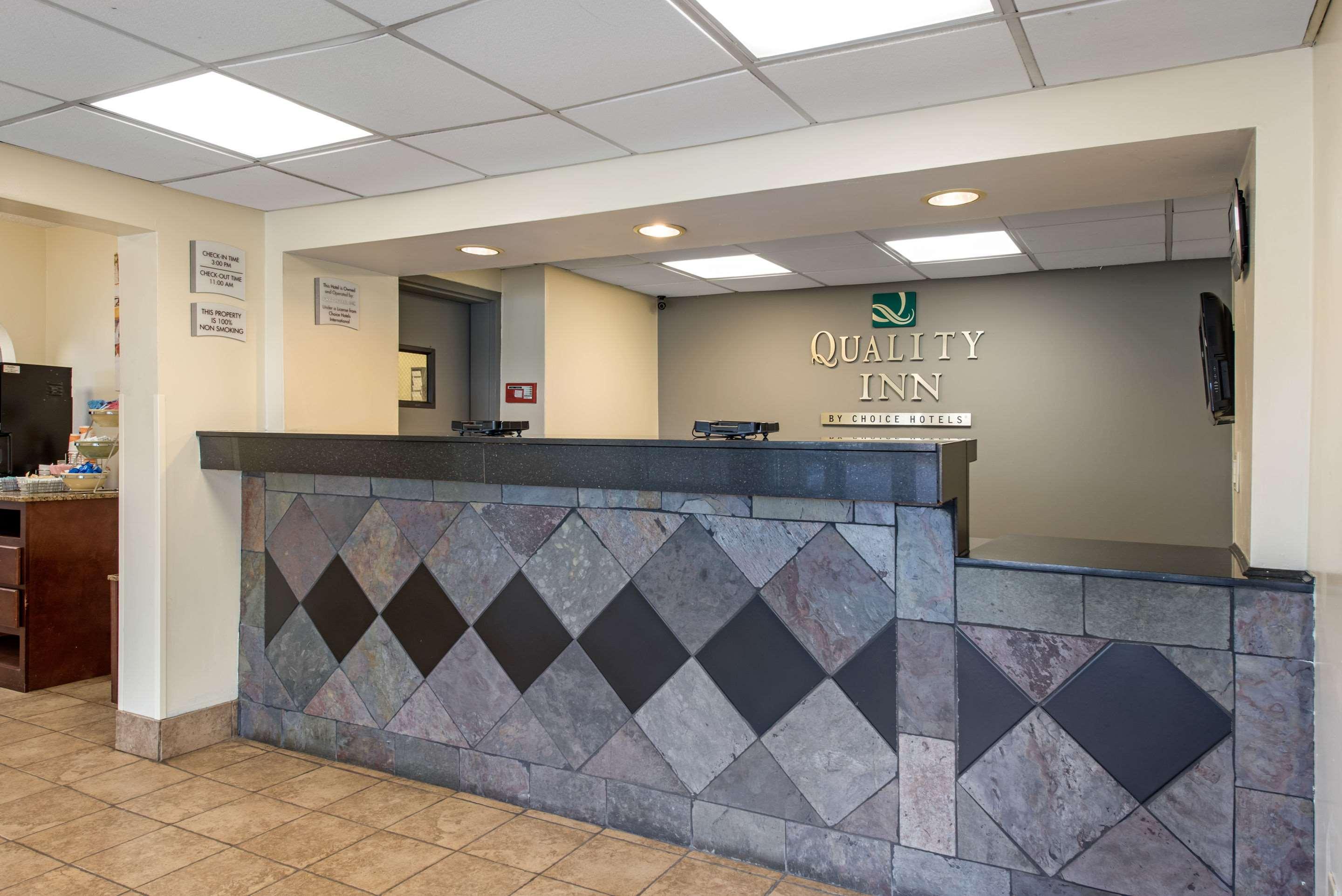 Quality Inn & Suites Lafayette I-65 Extérieur photo