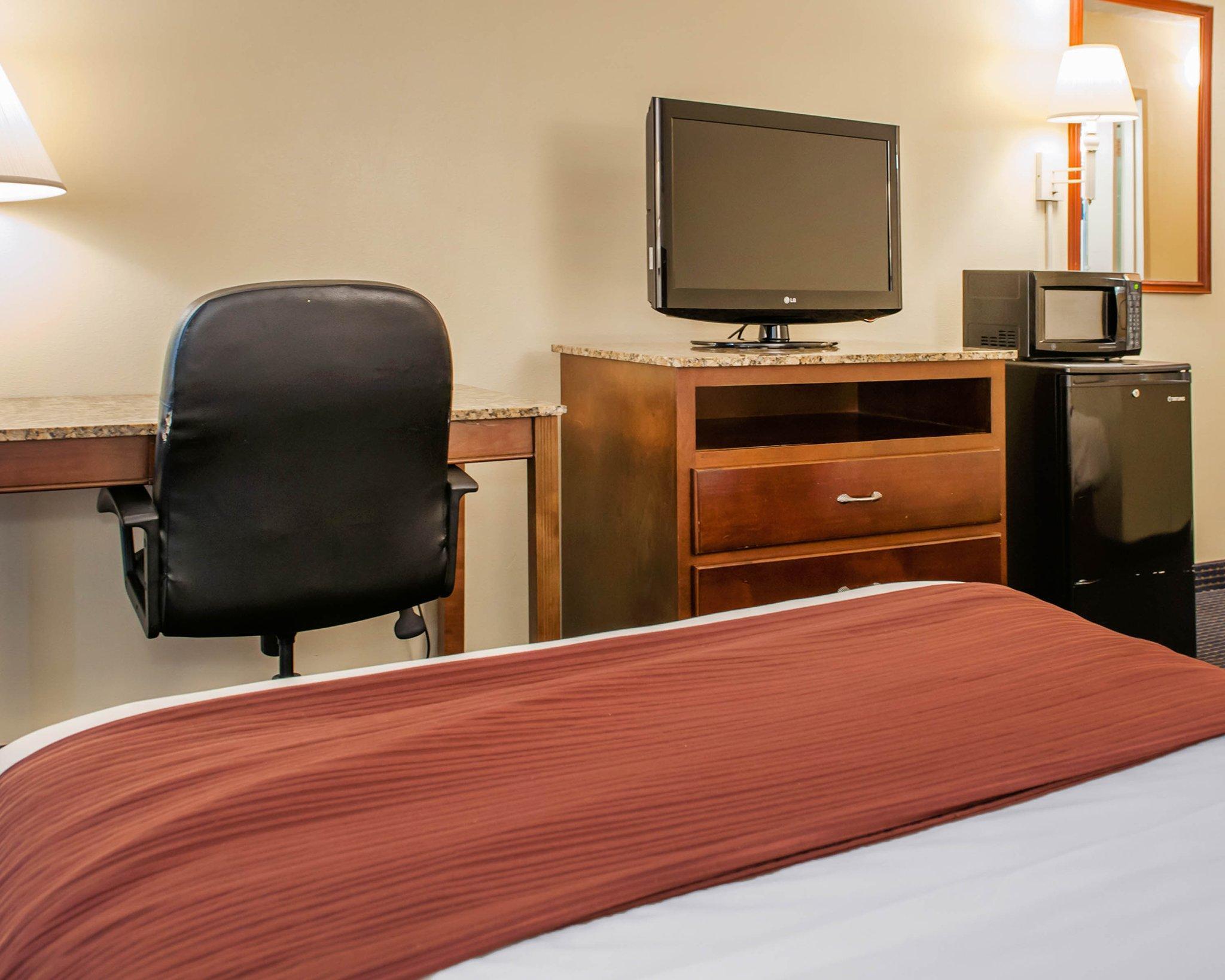 Quality Inn & Suites Lafayette I-65 Extérieur photo