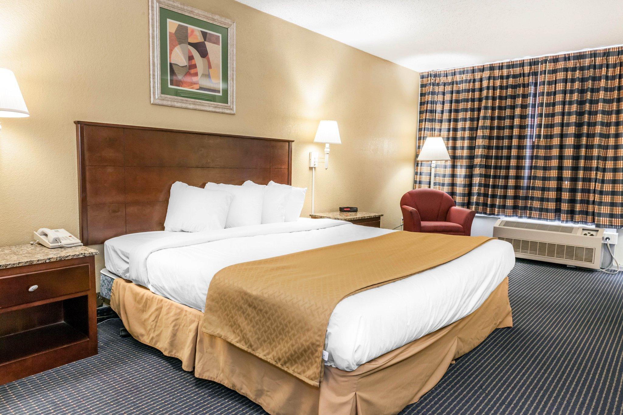 Quality Inn & Suites Lafayette I-65 Extérieur photo