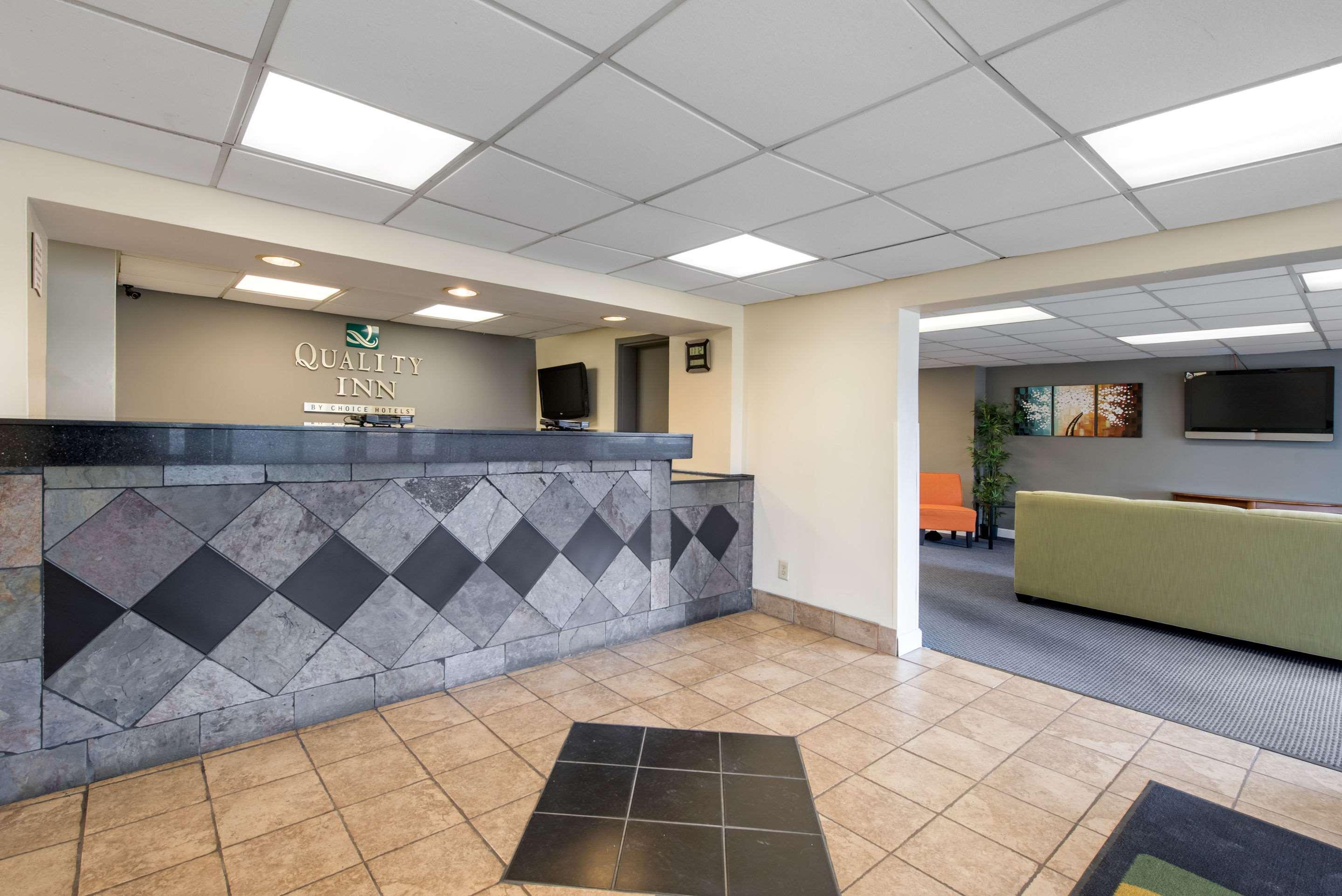 Quality Inn & Suites Lafayette I-65 Extérieur photo
