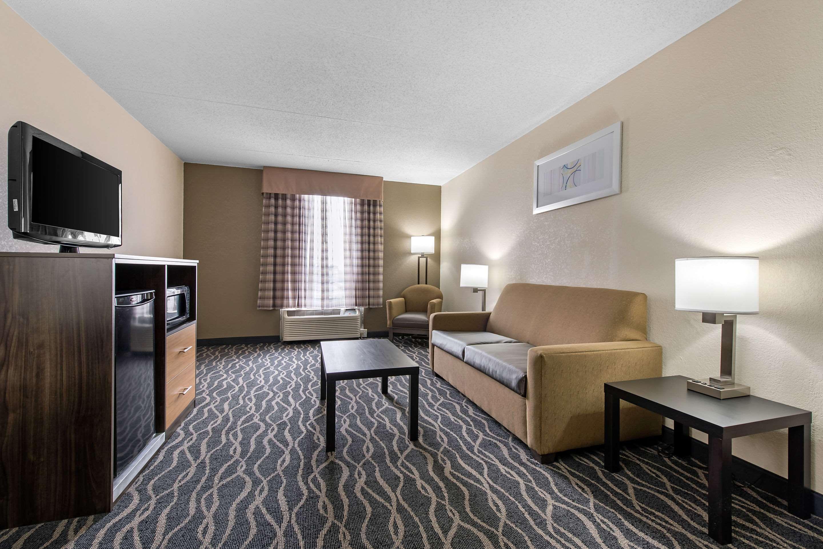 Quality Inn & Suites Lafayette I-65 Extérieur photo